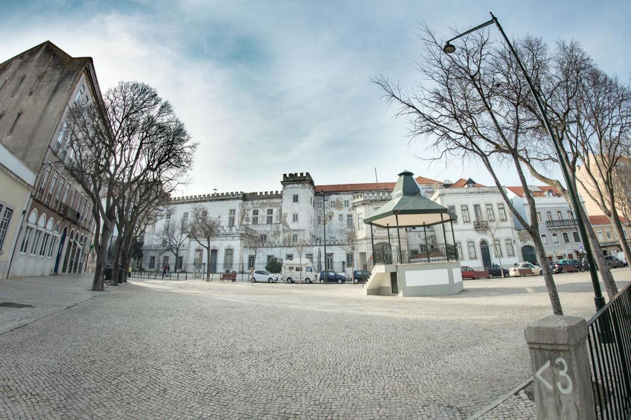 Lovelystay - Sunny Flat W/ Balcony Overseeing Graca And River Lizbona Zewnętrze zdjęcie